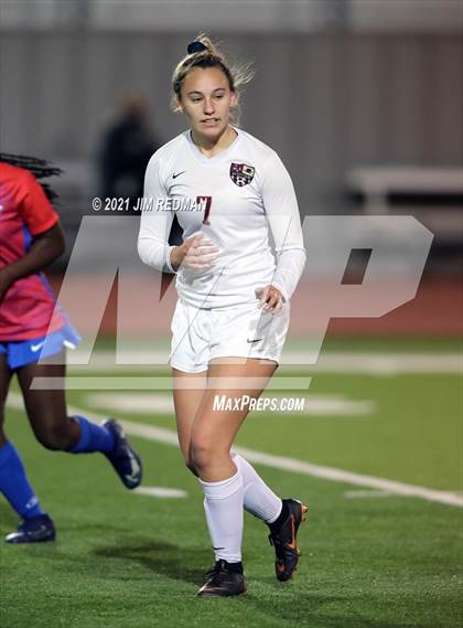 Thumbnail 2 in Rouse @ Leander photogallery.