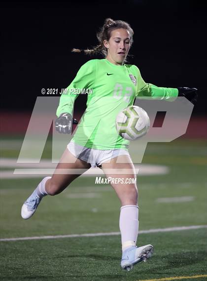 Thumbnail 2 in Rouse @ Leander photogallery.