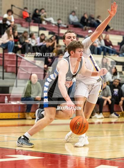 Thumbnail 3 in Hoosic Valley vs. Saratoga Central Catholic (NYSPHSAA Section 2 Class C Quarter Finals) photogallery.