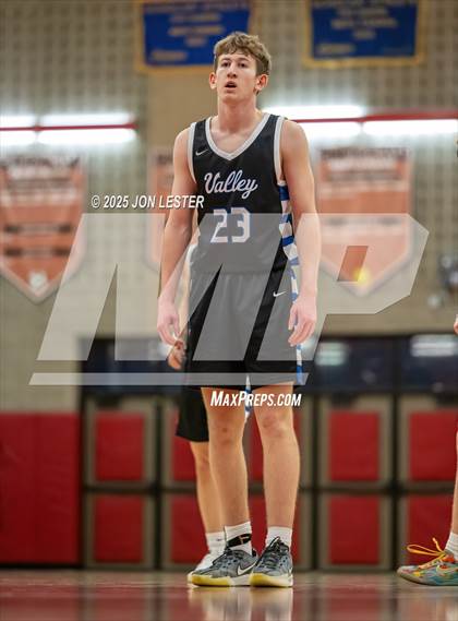 Thumbnail 3 in Hoosic Valley vs. Saratoga Central Catholic (NYSPHSAA Section 2 Class C Quarter Finals) photogallery.