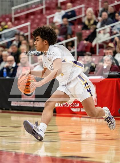 Thumbnail 2 in Hoosic Valley vs. Saratoga Central Catholic (NYSPHSAA Section 2 Class C Quarter Finals) photogallery.