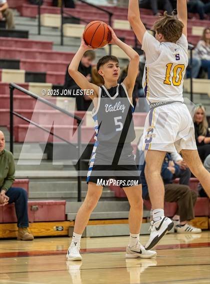 Thumbnail 3 in Hoosic Valley vs. Saratoga Central Catholic (NYSPHSAA Section 2 Class C Quarter Finals) photogallery.