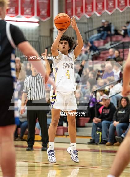 Thumbnail 1 in Hoosic Valley vs. Saratoga Central Catholic (NYSPHSAA Section 2 Class C Quarter Finals) photogallery.