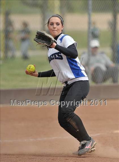 Thumbnail 1 in Wheatland vs. Casa Roble (Stephanie LeDoux Tournament) photogallery.