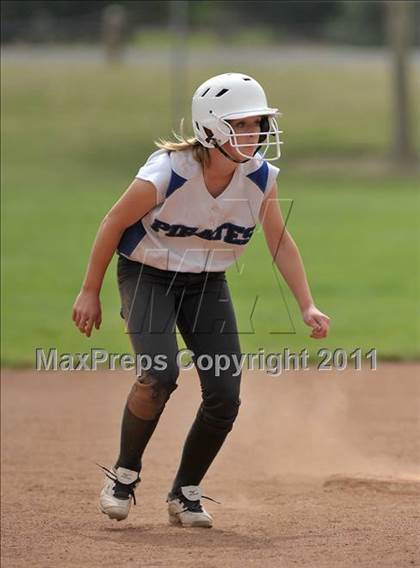 Thumbnail 2 in Wheatland vs. Casa Roble (Stephanie LeDoux Tournament) photogallery.