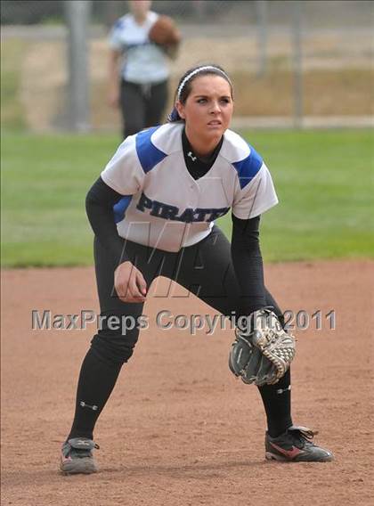 Thumbnail 2 in Wheatland vs. Casa Roble (Stephanie LeDoux Tournament) photogallery.