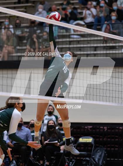 Thumbnail 1 in San Marcos vs Reagan [Ronald] (6A Region 4 Area Playoff) photogallery.