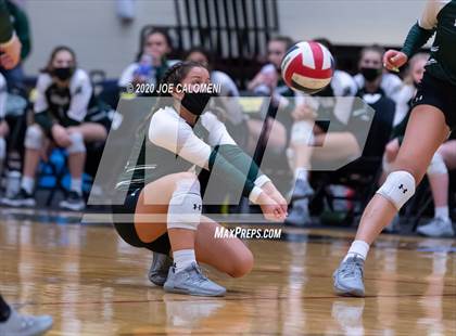 Thumbnail 2 in San Marcos vs Reagan [Ronald] (6A Region 4 Area Playoff) photogallery.