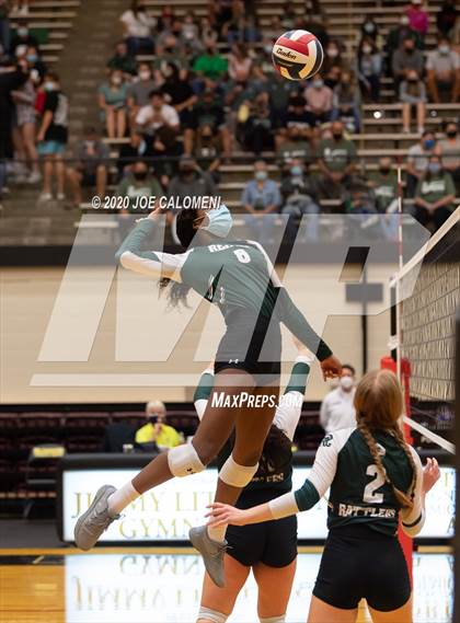 Thumbnail 1 in San Marcos vs Reagan [Ronald] (6A Region 4 Area Playoff) photogallery.