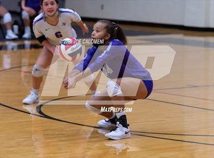 Thumbnail 1 in San Marcos vs Reagan [Ronald] (6A Region 4 Area Playoff) photogallery.