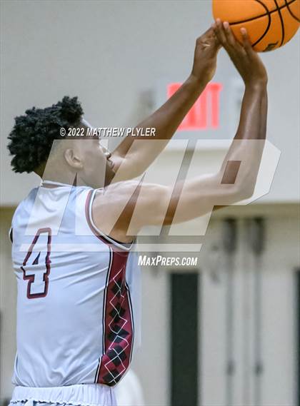 Thumbnail 3 in Village Christian Academy vs. Living Water Christian (Isaac Levy Veterans Day Tournament) photogallery.