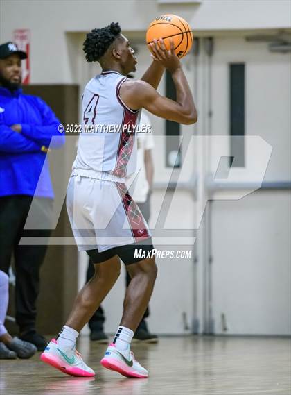 Thumbnail 2 in Village Christian Academy vs. Living Water Christian (Isaac Levy Veterans Day Tournament) photogallery.