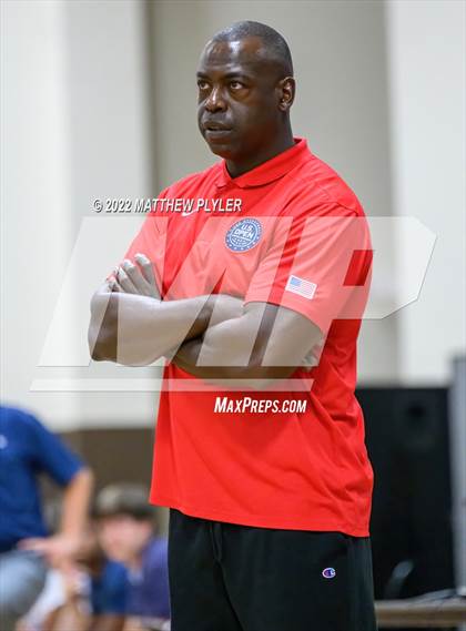 Thumbnail 3 in Village Christian Academy vs. Living Water Christian (Isaac Levy Veterans Day Tournament) photogallery.