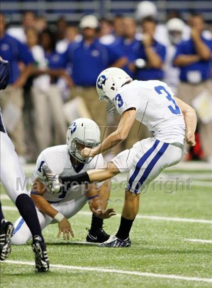 Thumbnail 1 in Midlothian vs. Boerne-Champion (Texas Football Classic) photogallery.