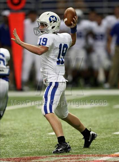Thumbnail 3 in Midlothian vs. Boerne-Champion (Texas Football Classic) photogallery.