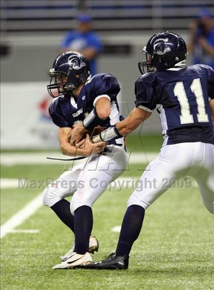 Thumbnail 1 in Midlothian vs. Boerne-Champion (Texas Football Classic) photogallery.