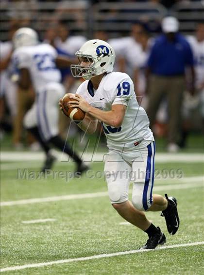 Thumbnail 1 in Midlothian vs. Boerne-Champion (Texas Football Classic) photogallery.
