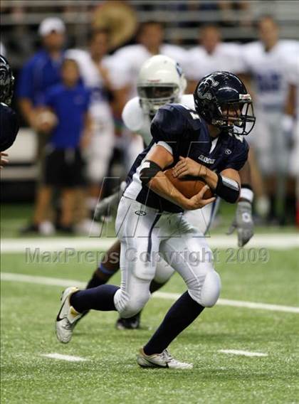 Thumbnail 2 in Midlothian vs. Boerne-Champion (Texas Football Classic) photogallery.