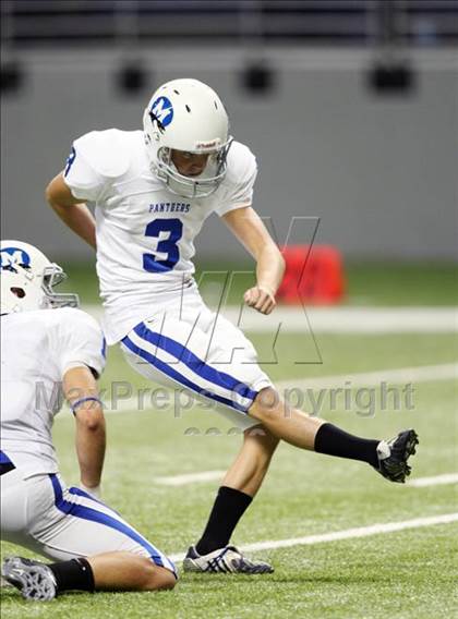 Thumbnail 1 in Midlothian vs. Boerne-Champion (Texas Football Classic) photogallery.