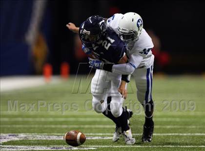 Thumbnail 2 in Midlothian vs. Boerne-Champion (Texas Football Classic) photogallery.