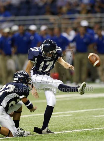 Thumbnail 2 in Midlothian vs. Boerne-Champion (Texas Football Classic) photogallery.