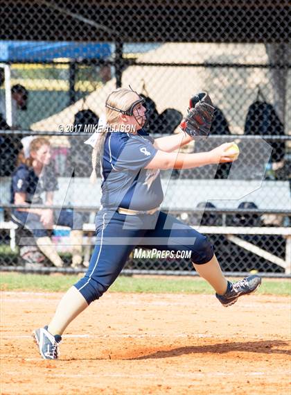 Thumbnail 2 in Lakeview-Fort Oglethorpe vs St Pius X Catholic photogallery.