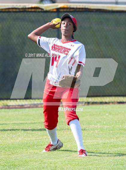 Thumbnail 1 in Lakeview-Fort Oglethorpe vs St Pius X Catholic photogallery.