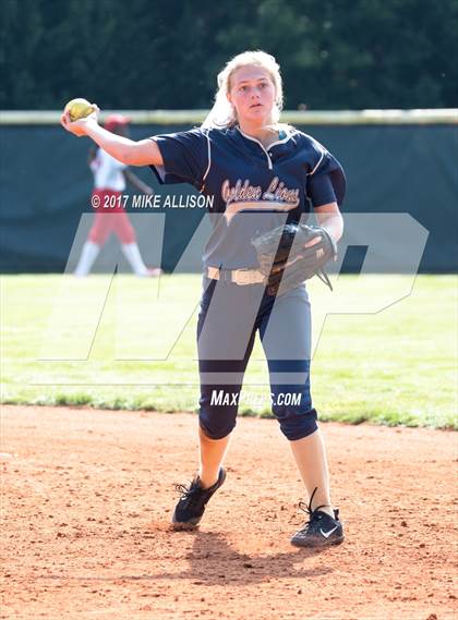 Thumbnail 1 in Lakeview-Fort Oglethorpe vs St Pius X Catholic photogallery.