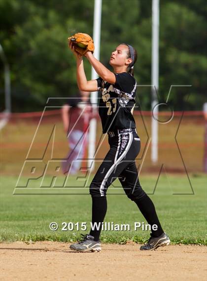 Thumbnail 2 in Clarkstown South vs. Kingston (NYSPHSAA Class AA Regional Semifinal) photogallery.