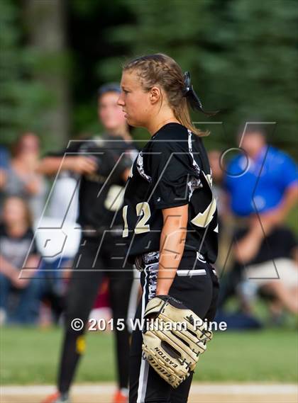 Thumbnail 2 in Clarkstown South vs. Kingston (NYSPHSAA Class AA Regional Semifinal) photogallery.