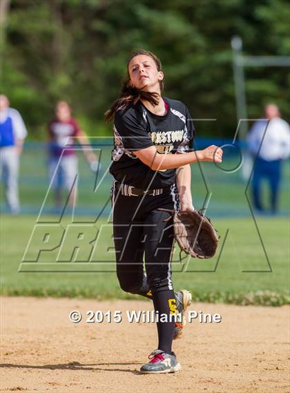 Thumbnail 3 in Clarkstown South vs. Kingston (NYSPHSAA Class AA Regional Semifinal) photogallery.