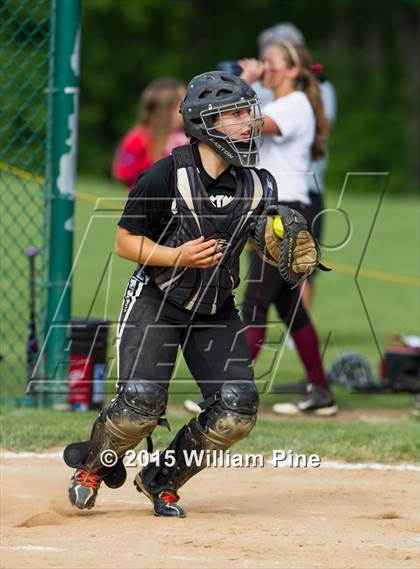 Thumbnail 2 in Clarkstown South vs. Kingston (NYSPHSAA Class AA Regional Semifinal) photogallery.