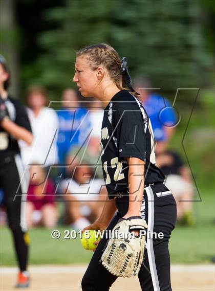 Thumbnail 3 in Clarkstown South vs. Kingston (NYSPHSAA Class AA Regional Semifinal) photogallery.