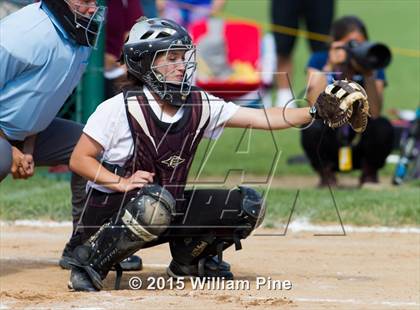 Thumbnail 3 in Clarkstown South vs. Kingston (NYSPHSAA Class AA Regional Semifinal) photogallery.