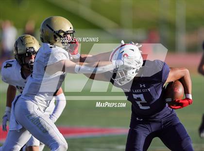 Thumbnail 3 in Skyline @ East (UHSAA 5A First Round Playoff) photogallery.