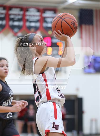 Thumbnail 3 in Logan Elm vs Liberty Union photogallery.