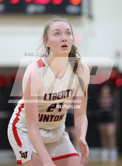 Thumbnail 1 in Logan Elm vs Liberty Union photogallery.