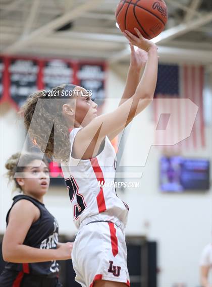 Thumbnail 1 in Logan Elm vs Liberty Union photogallery.