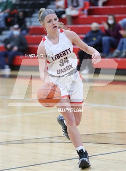 Thumbnail 2 in Logan Elm vs Liberty Union photogallery.