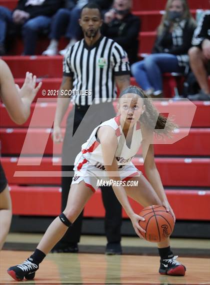 Thumbnail 1 in Logan Elm vs Liberty Union photogallery.