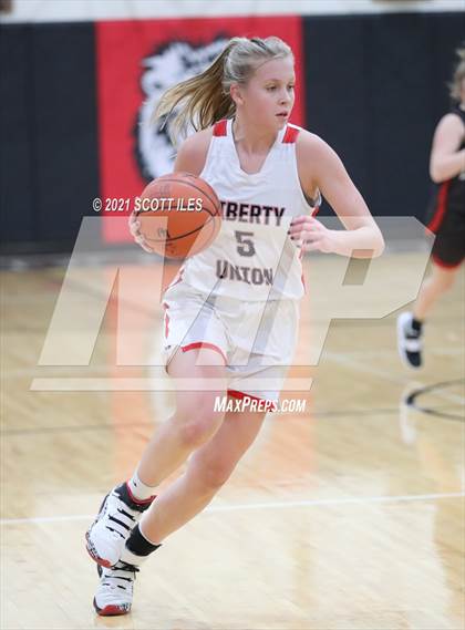 Thumbnail 2 in Logan Elm vs Liberty Union photogallery.