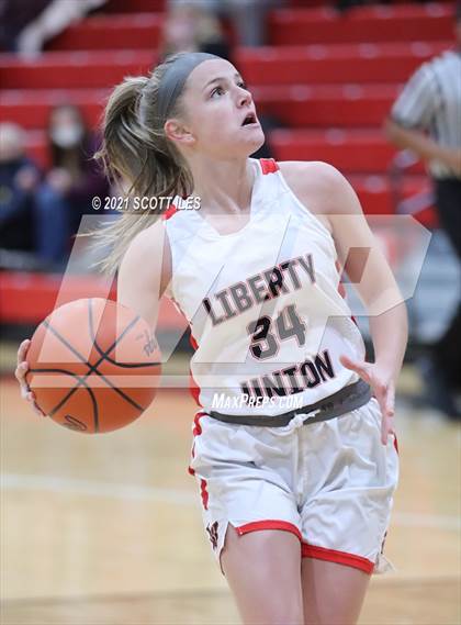 Thumbnail 3 in Logan Elm vs Liberty Union photogallery.