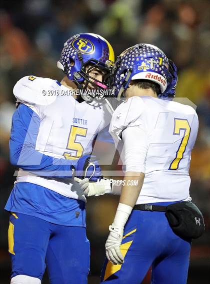 Thumbnail 2 in Sutter @ Oakdale (CIF NorCal Regional Division 3-A Final) photogallery.