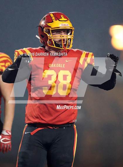 Thumbnail 3 in Sutter @ Oakdale (CIF NorCal Regional Division 3-A Final) photogallery.