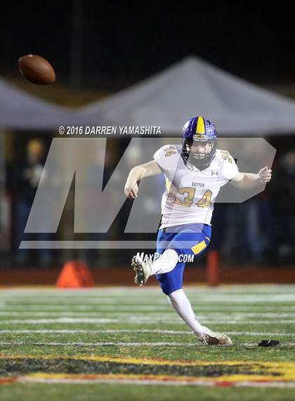 Thumbnail 1 in Sutter @ Oakdale (CIF NorCal Regional Division 3-A Final) photogallery.
