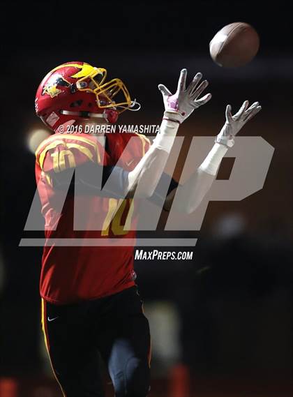 Thumbnail 2 in Sutter @ Oakdale (CIF NorCal Regional Division 3-A Final) photogallery.