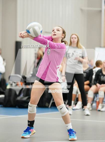 Thumbnail 1 in South Lyon East vs. Brighton (Beast of the East) photogallery.