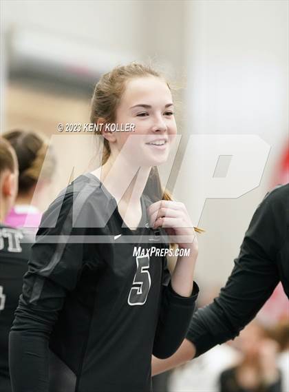Thumbnail 1 in South Lyon East vs. Brighton (Beast of the East) photogallery.