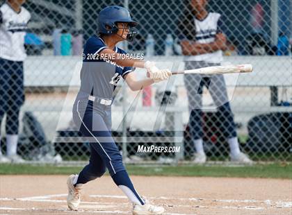 Thumbnail 3 in Alverno Heights Academy vs Flintridge Prep photogallery.