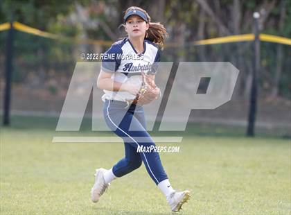 Thumbnail 2 in Alverno Heights Academy vs Flintridge Prep photogallery.